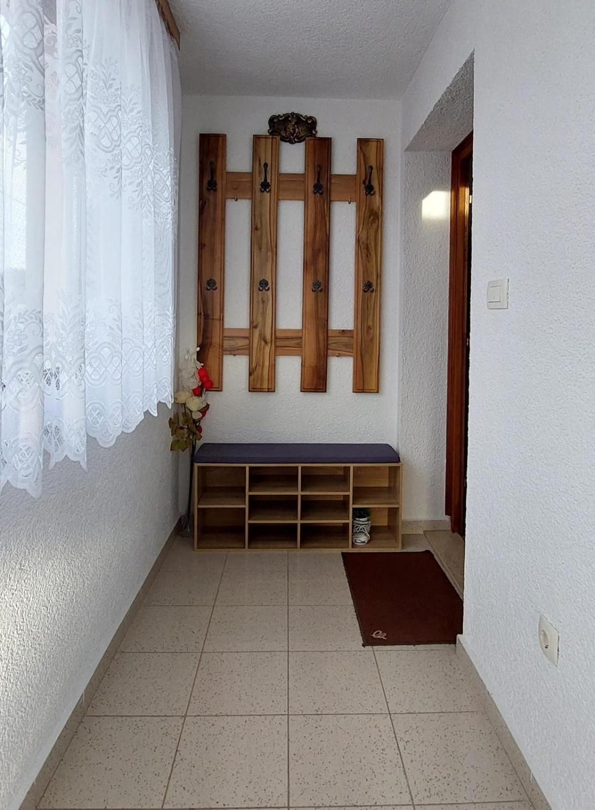 Kuca Za Odmor Boki Villa Gospić Buitenkant foto