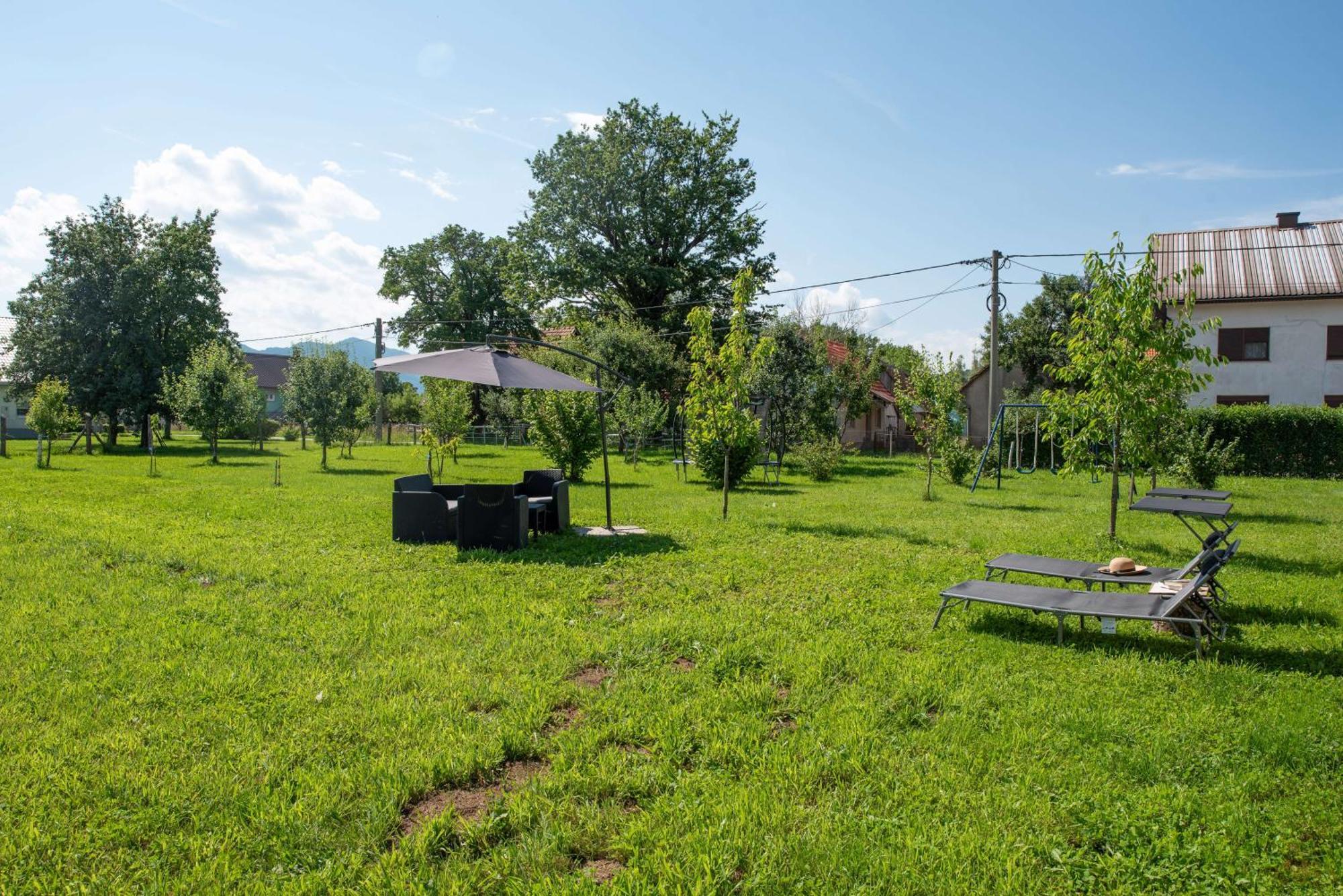 Kuca Za Odmor Boki Villa Gospić Buitenkant foto