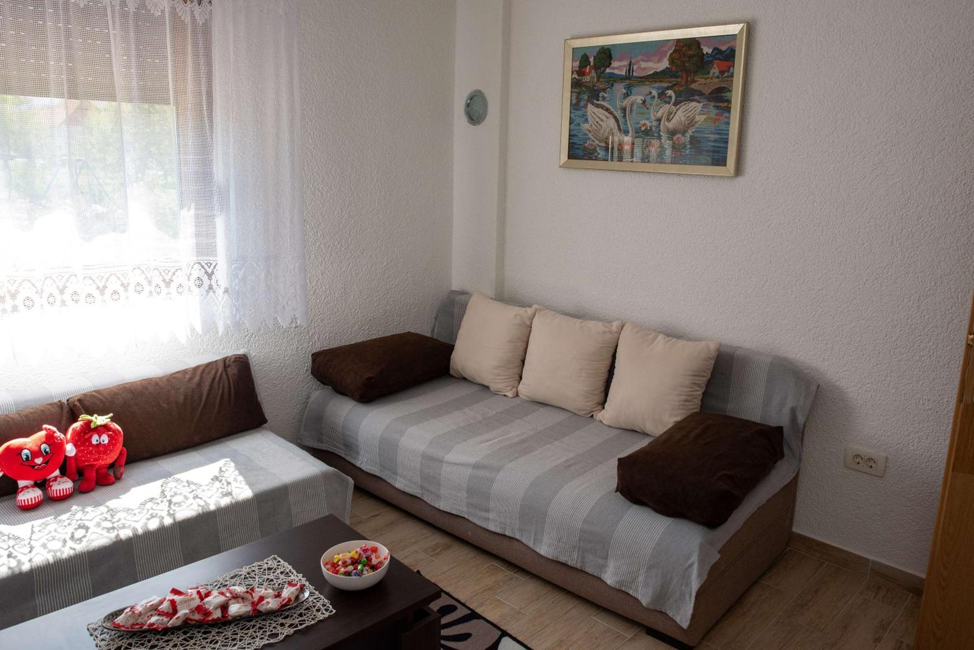 Kuca Za Odmor Boki Villa Gospić Buitenkant foto