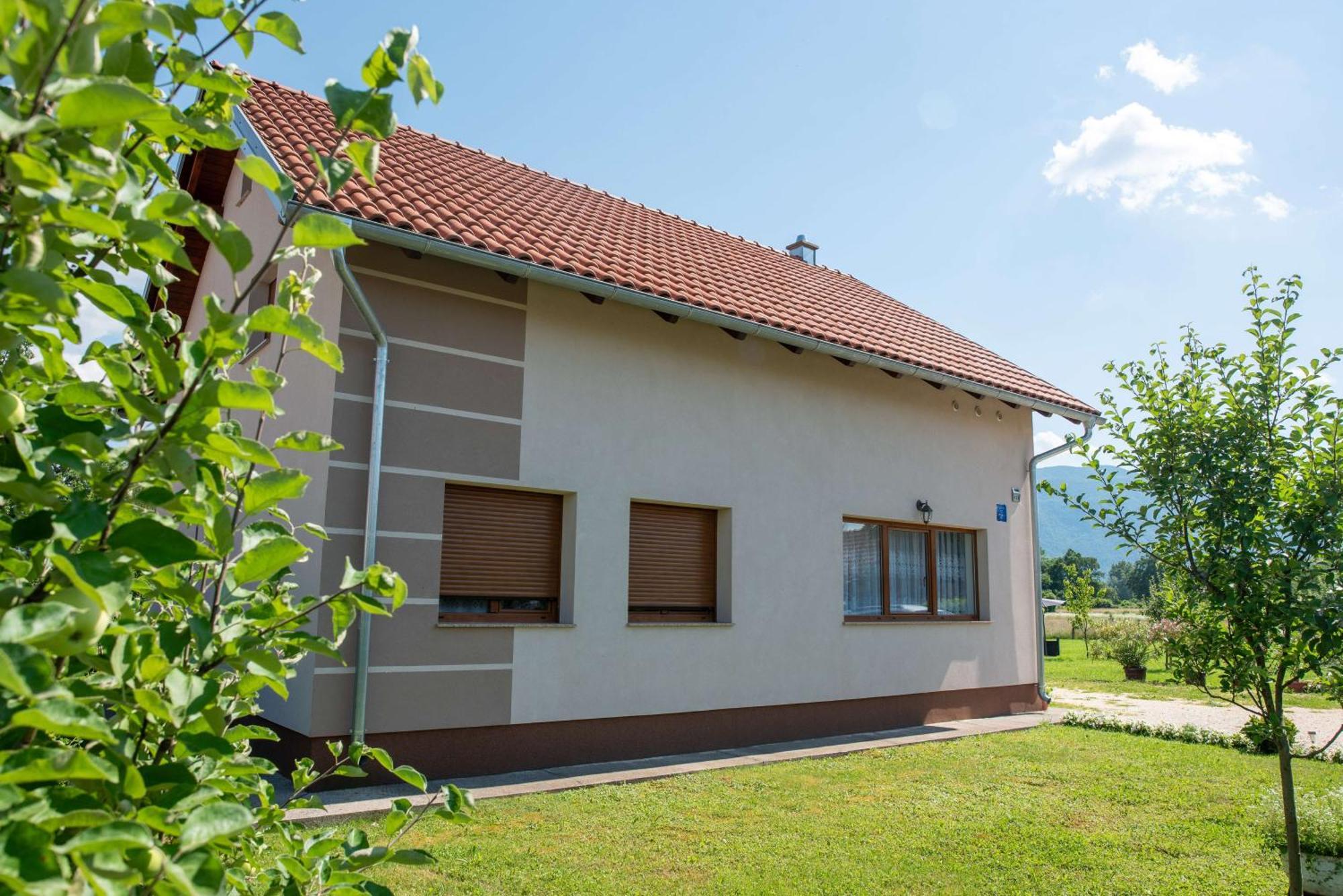 Kuca Za Odmor Boki Villa Gospić Buitenkant foto