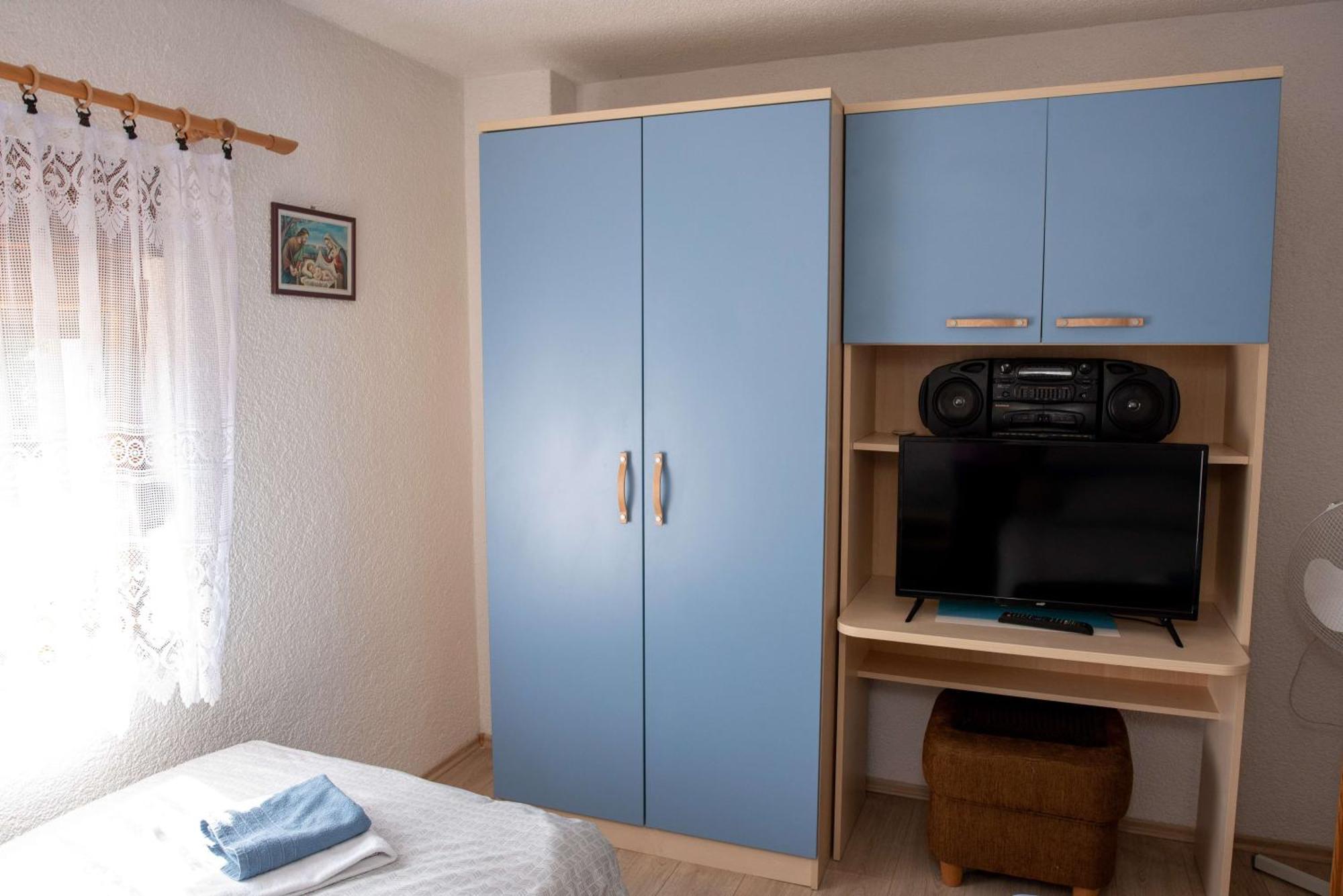 Kuca Za Odmor Boki Villa Gospić Buitenkant foto