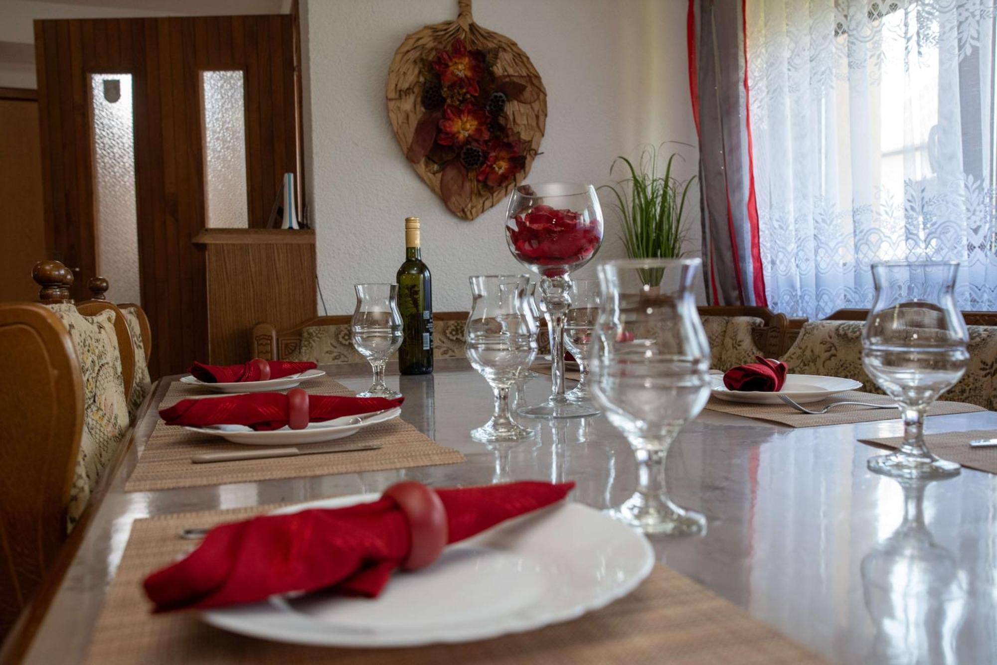 Kuca Za Odmor Boki Villa Gospić Buitenkant foto