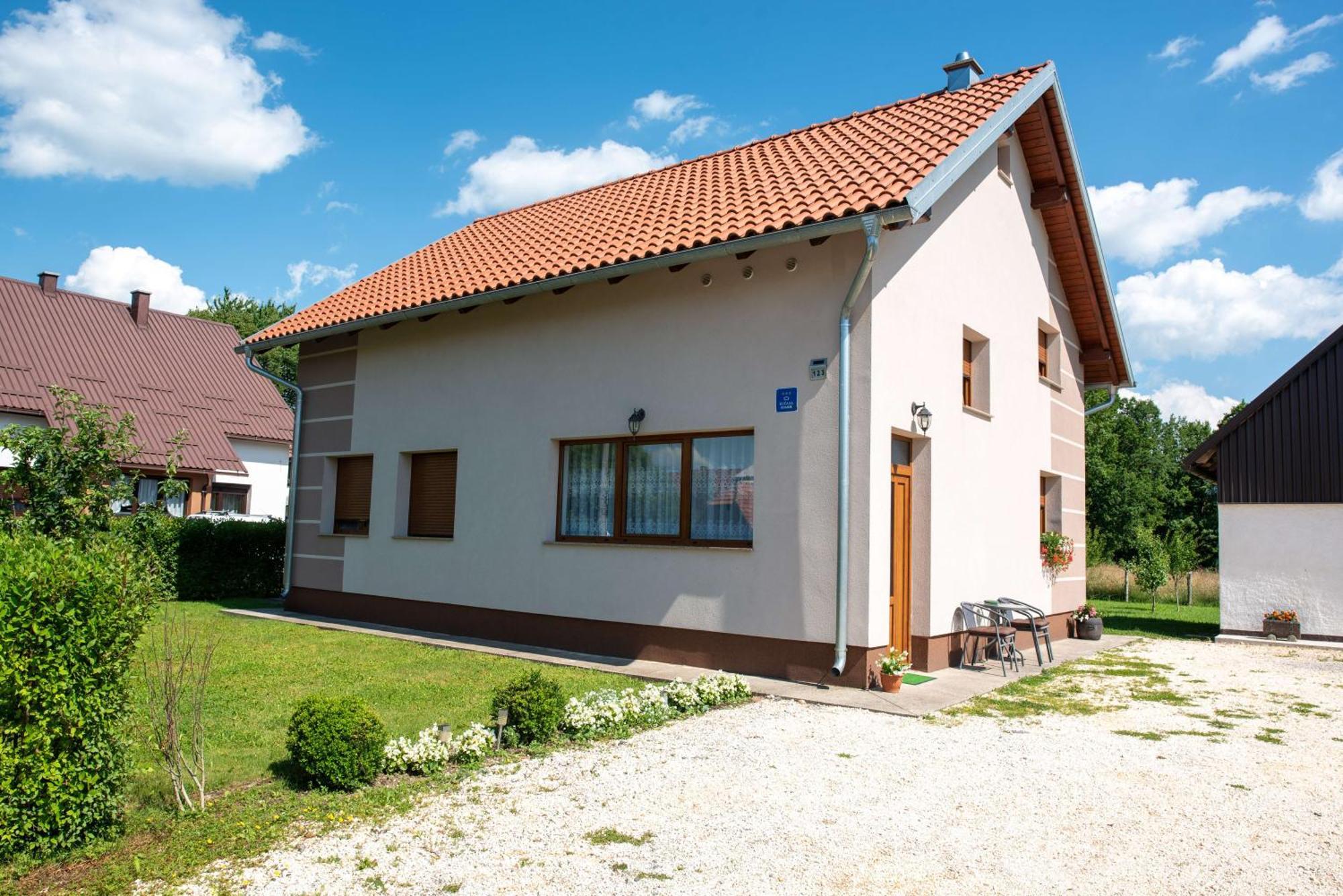 Kuca Za Odmor Boki Villa Gospić Buitenkant foto